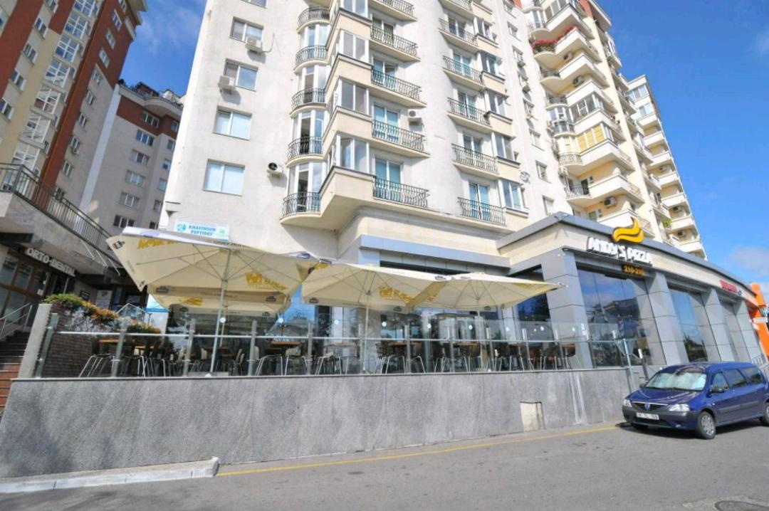 Luxrent Apartment Chisinau Bagian luar foto