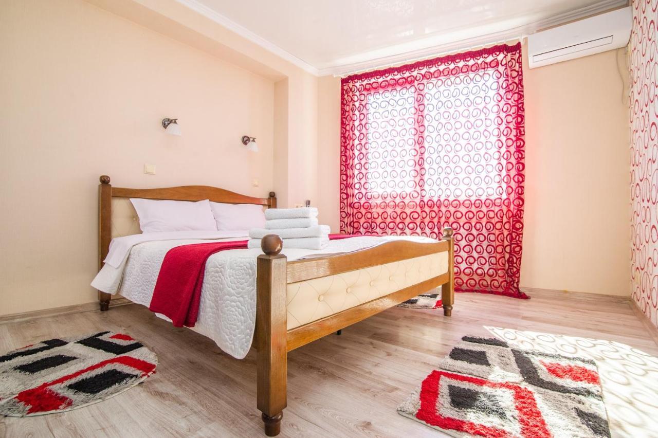 Luxrent Apartment Chisinau Bagian luar foto