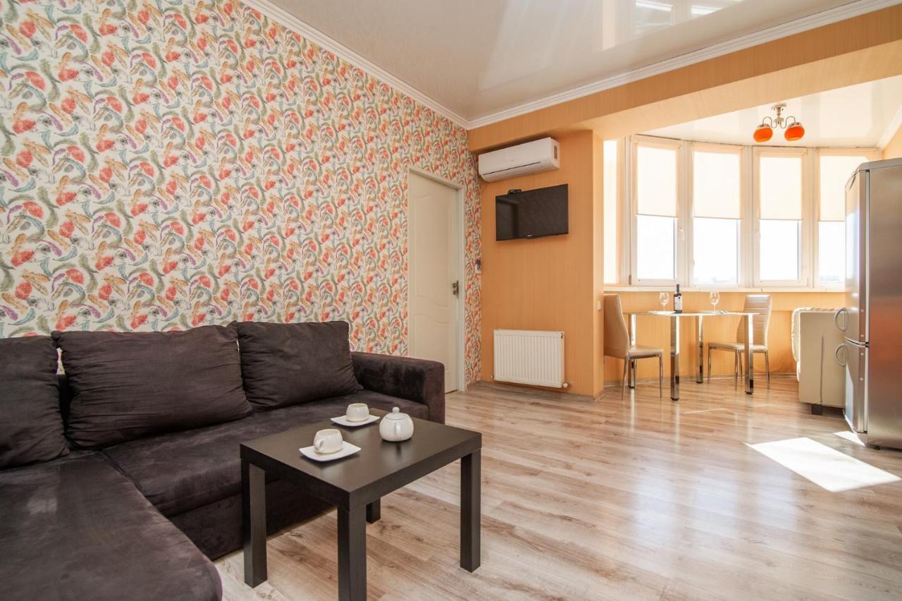 Luxrent Apartment Chisinau Bagian luar foto