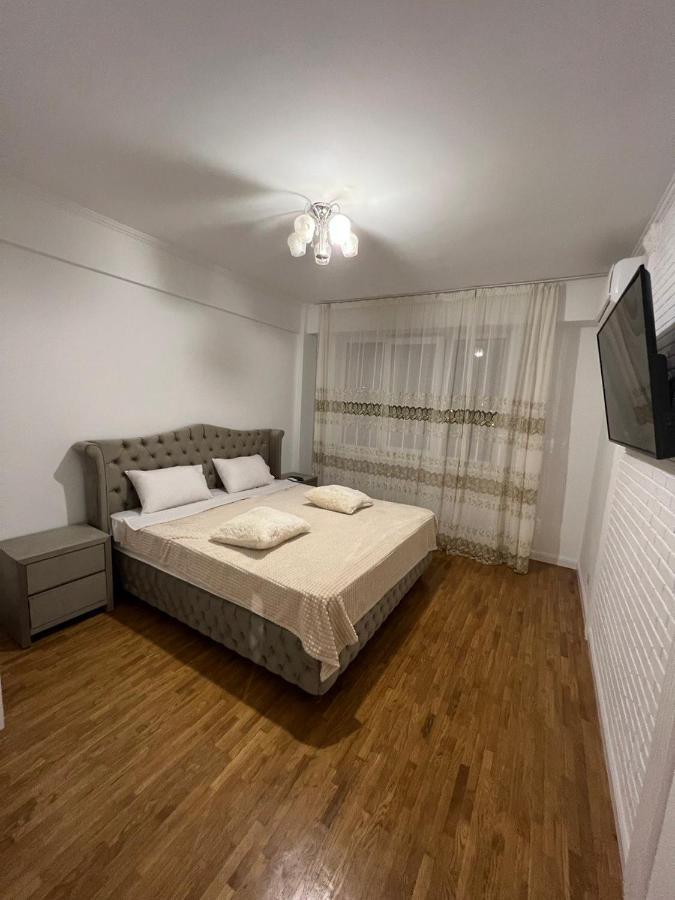 Luxrent Apartment Chisinau Bagian luar foto