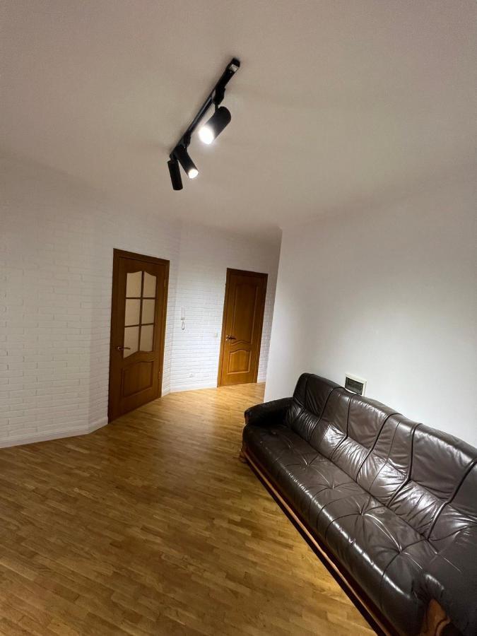 Luxrent Apartment Chisinau Bagian luar foto
