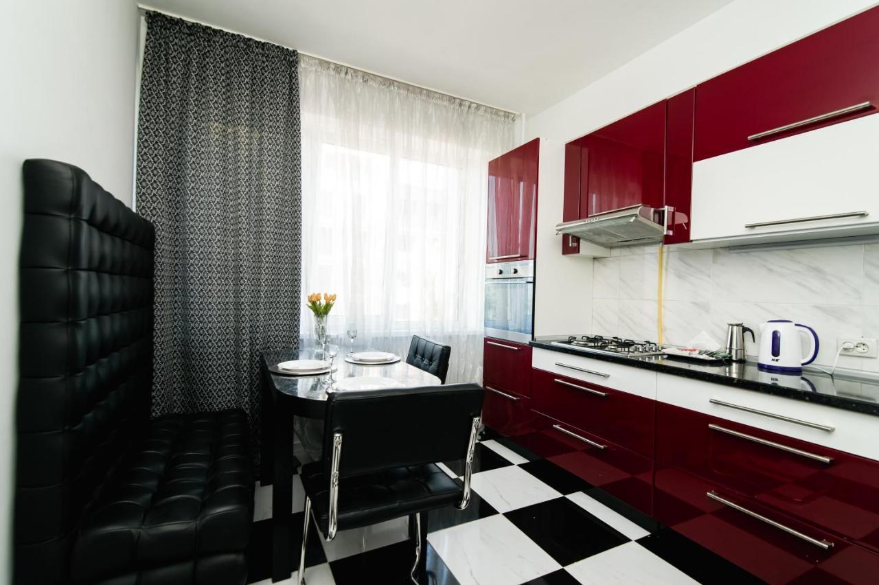 Luxrent Apartment Chisinau Bagian luar foto